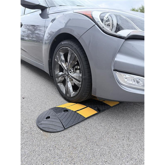 Rubber Speed Bump - 6 Feet Long - Yellow Black