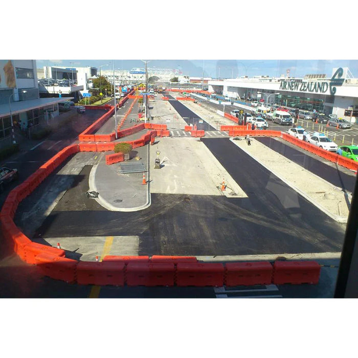 TrafFix Devices WaterWall Plastic Jersey Barrier - 72" L x 32" H x 18" W - White - 80 LBS Unfilled